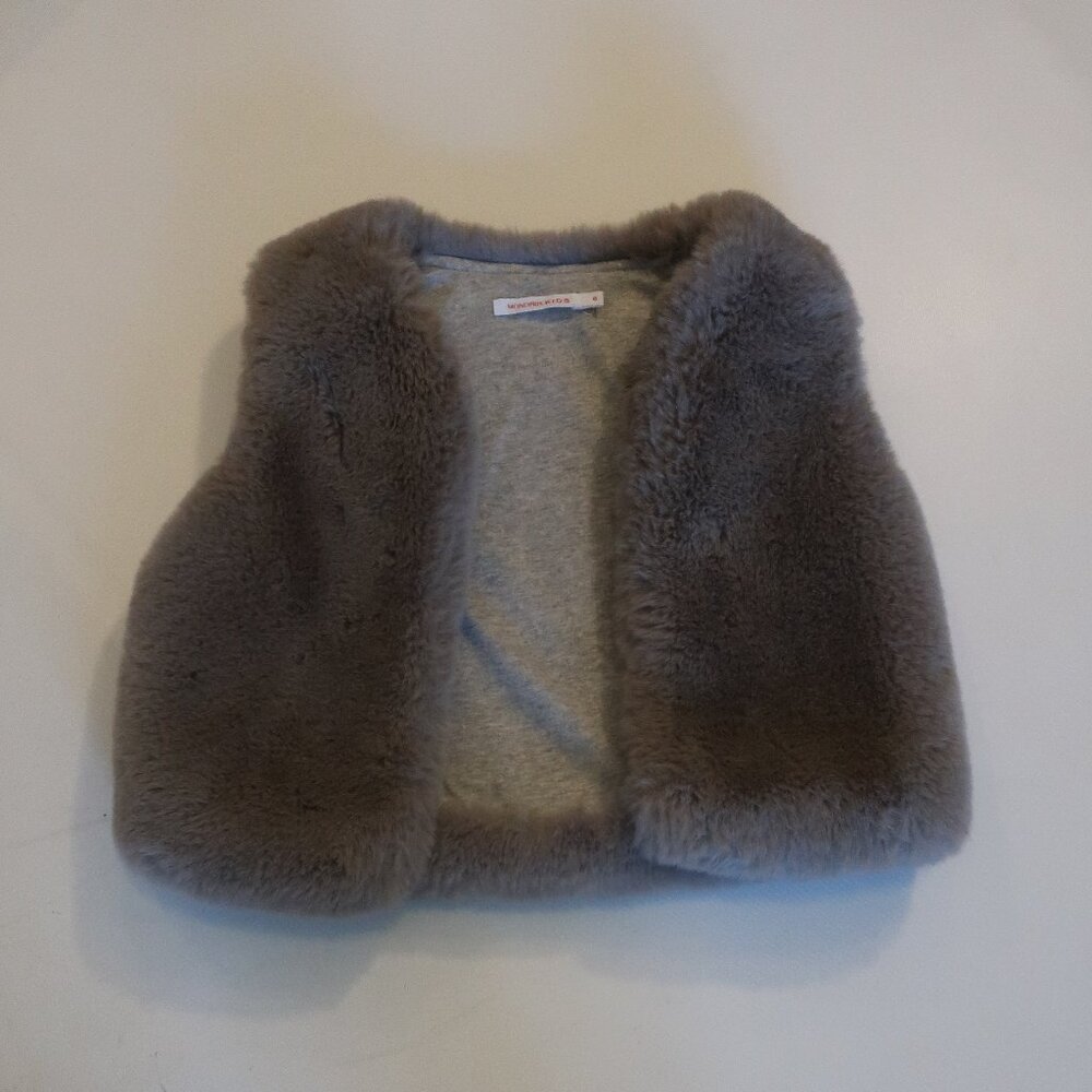 Kids Girls Monoprix Gray Faux Fur Vest Sz 6